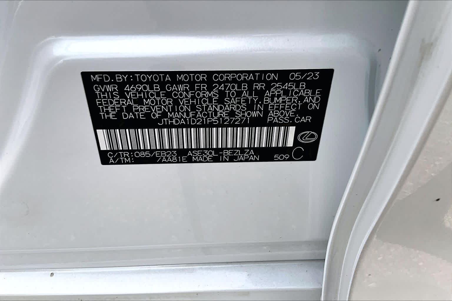 Used 2023 Eminent White Pearl Lexus  image 35