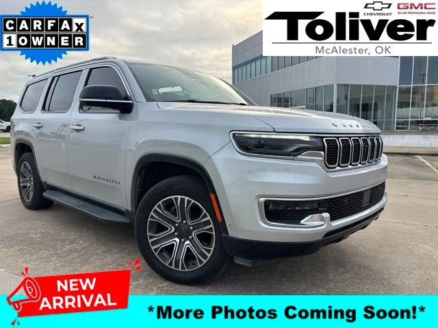 2023 Jeep Wagoneer Base