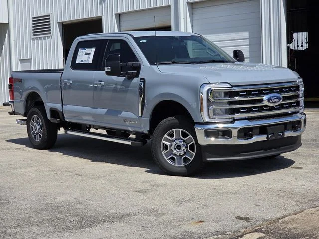 New 2026 Glacier Gray Metallic Tri-Coat Ford F-250® Lariat® image 2