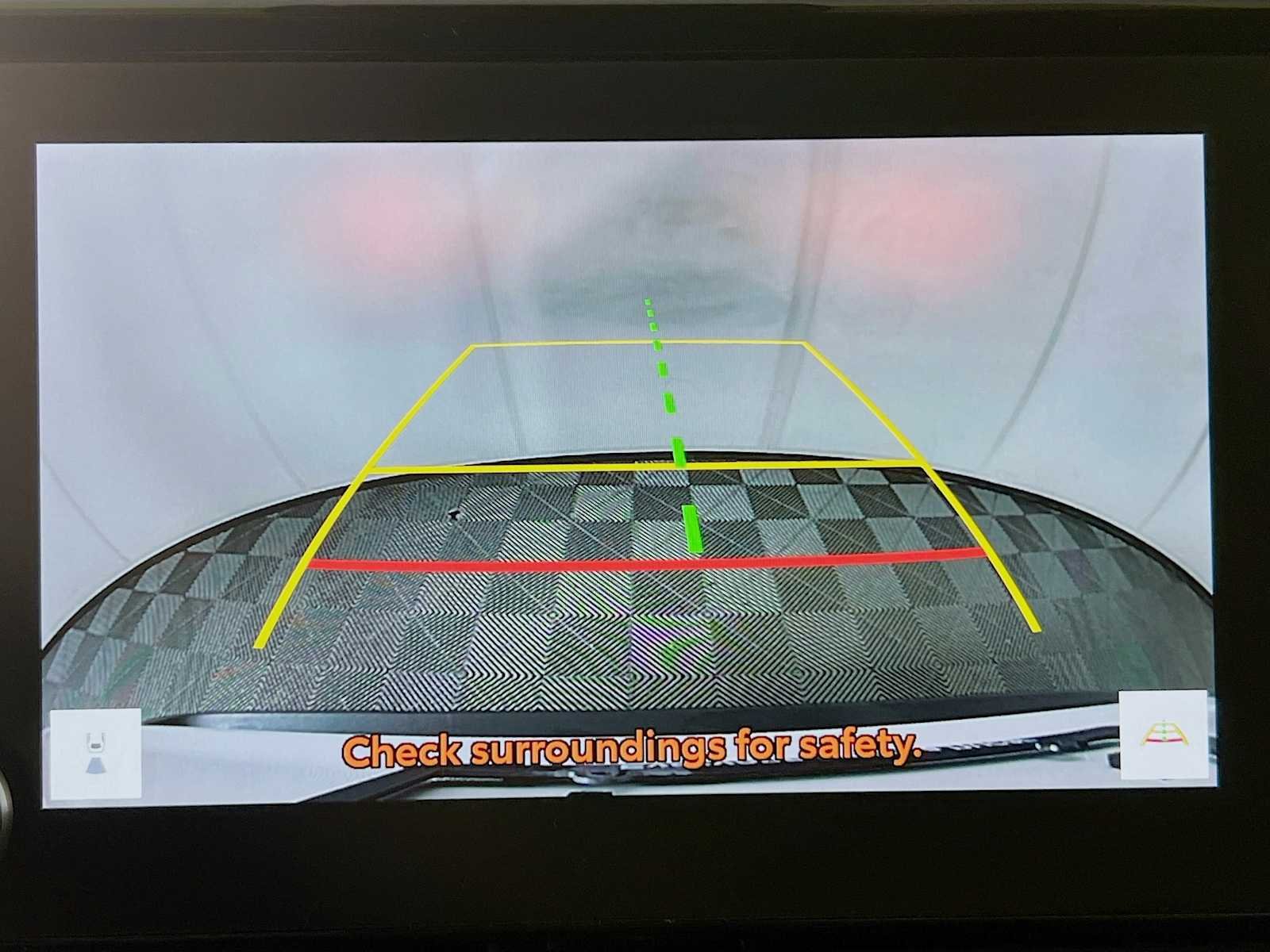 Used 2025 Ice Cap Toyota XLE image 13