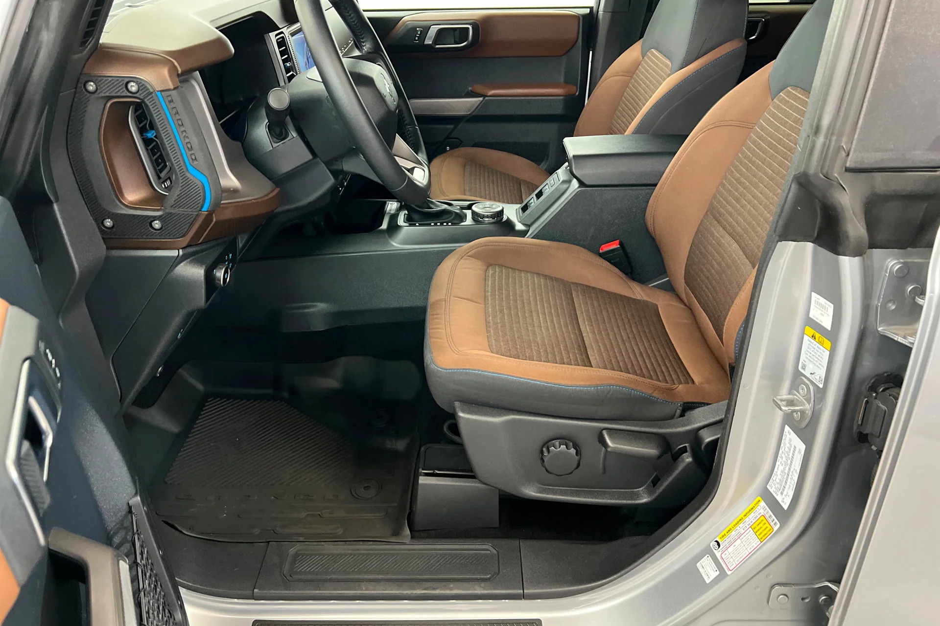 2023 Ford Bronco 4-Door Outer Banks - Photo 17