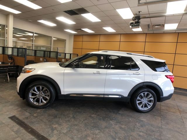 Certified Used 2022 White Metallic Ford Limited image 4