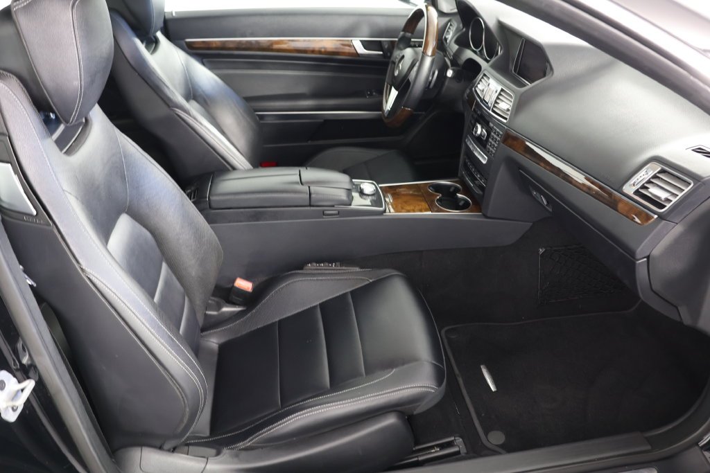 Used 2014 Black Mercedes-Benz E 350 image 21