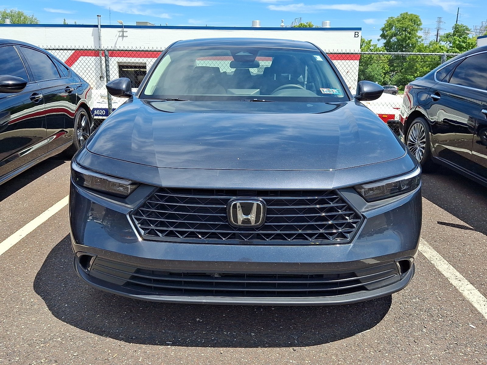 Used 2023 Meteorite Gray Honda EX image 1