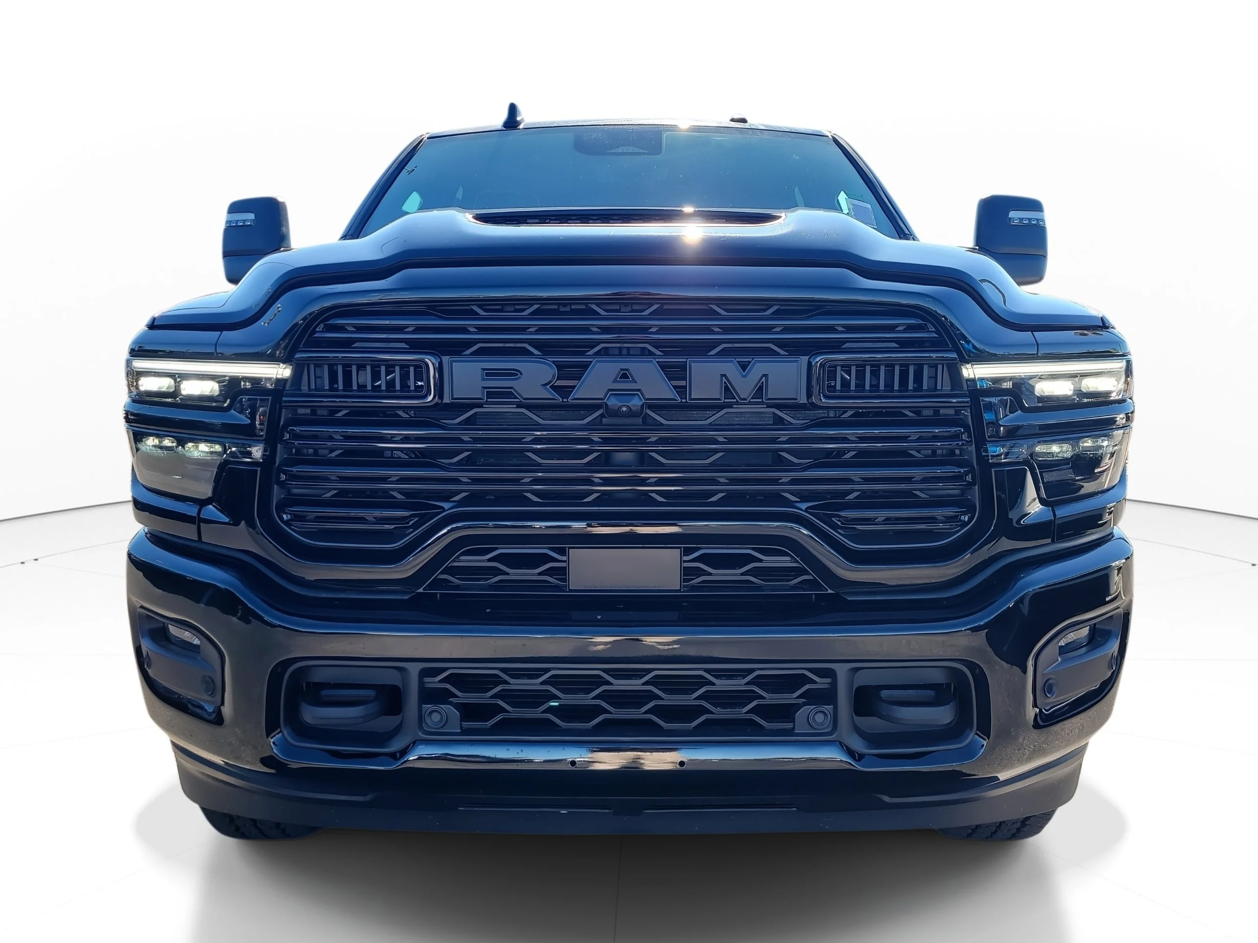 New 2026 Diamond Black Crystal Pearlcoat Ram Laramie image 3