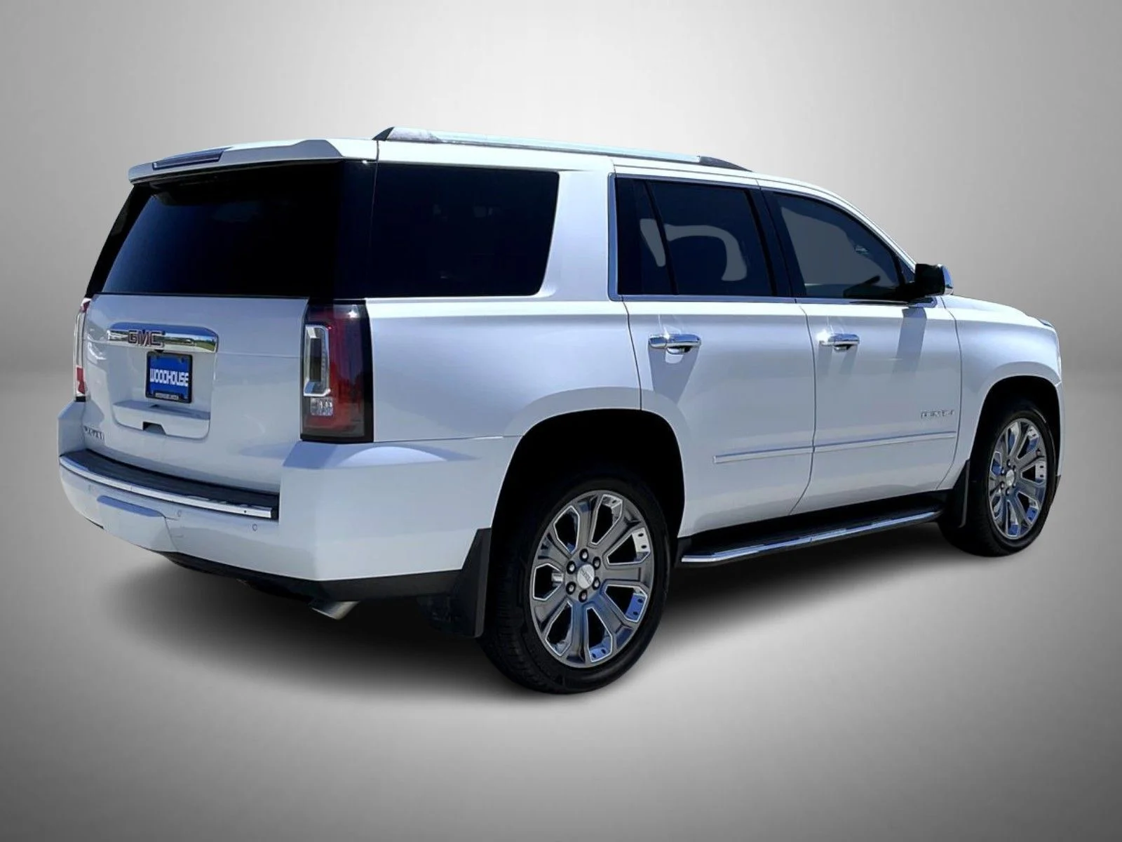 Used 2016 White GMC Denali image 5