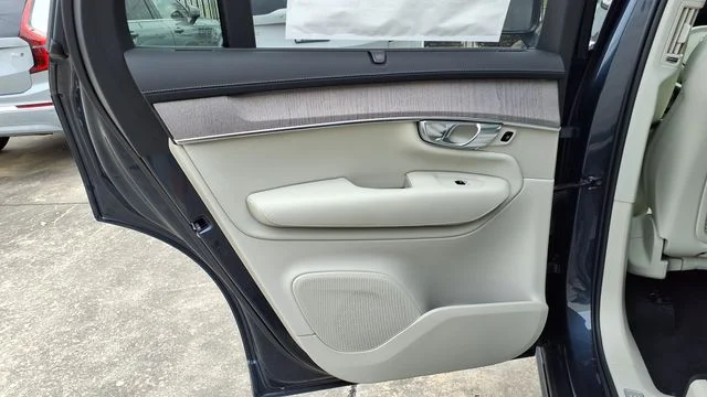 New 2026 Denim Blue Volvo Ultra image 14