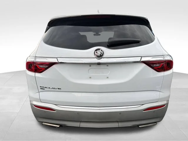 Used 2023 (Includes Satin Nickel lower exterior accent color.) Buick Essence image 4