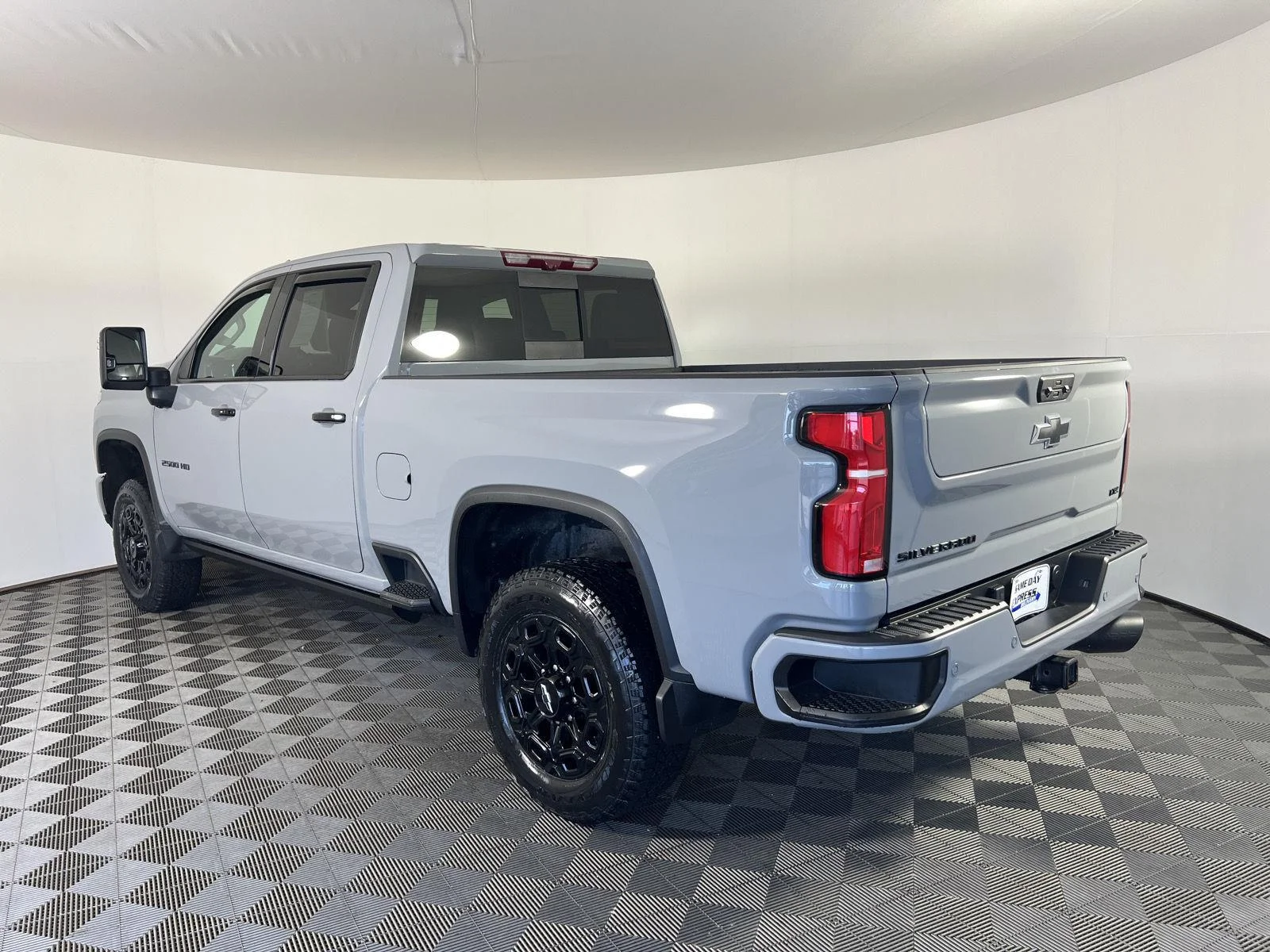 Used 2024 Slate Gray Metallic Chevrolet LTZ image 28