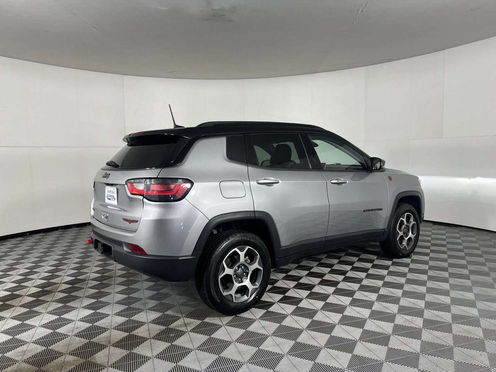 Used 2022  Jeep Trailhawk image 24