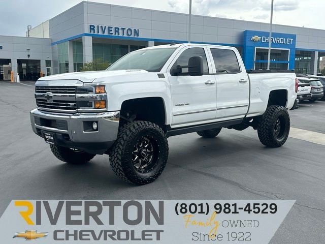 2015 Chevrolet Silverado HD LTZ 4WD Crew Cab Standard Box's photo
