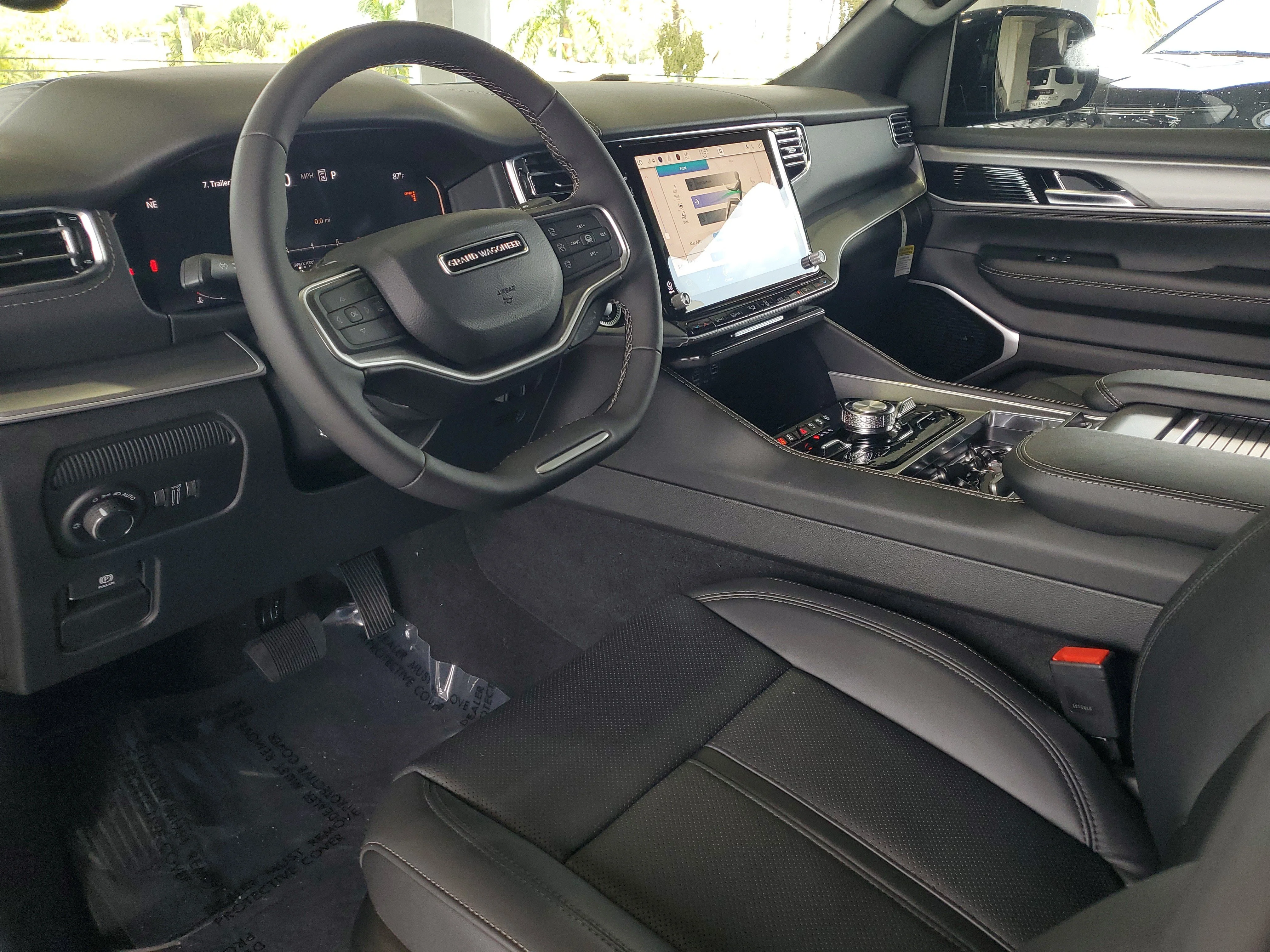 New 2026 High Gloss Black Exterior Paint Jeep Limited Reserve image 16