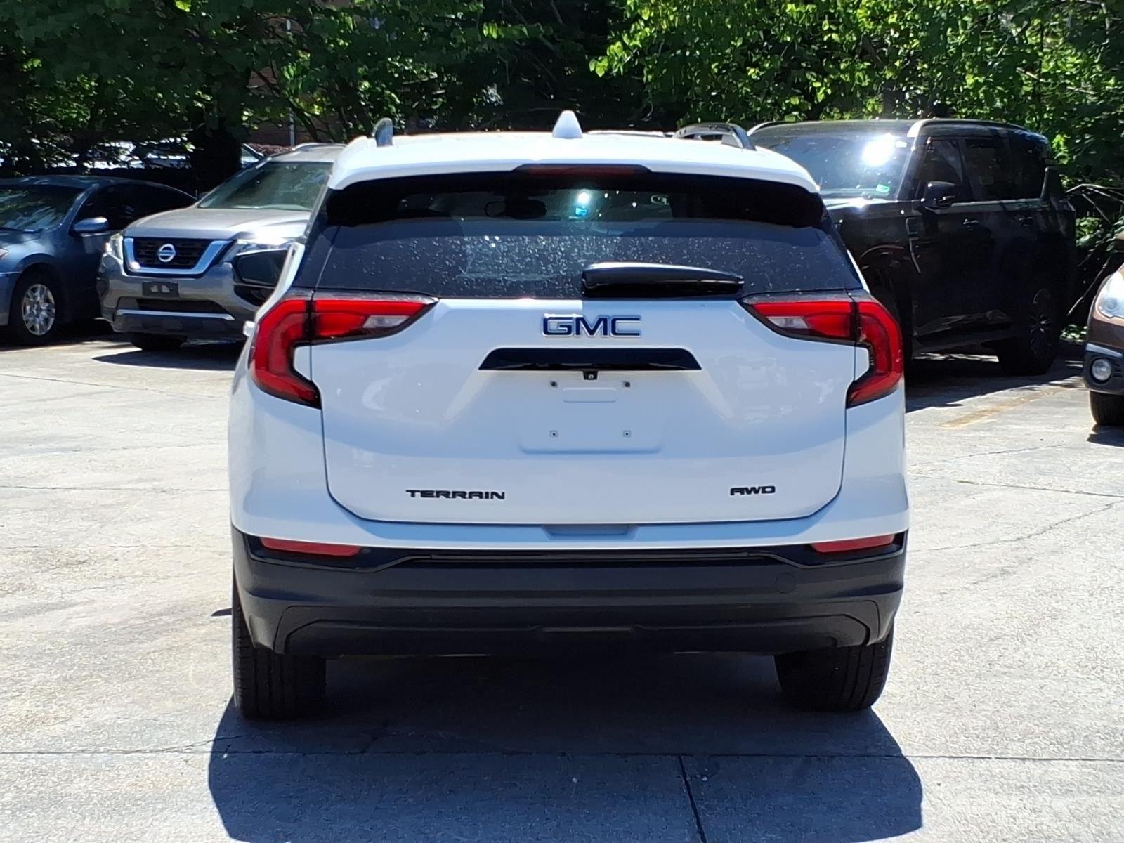 Used 2019 Summit White GMC SLT image 8