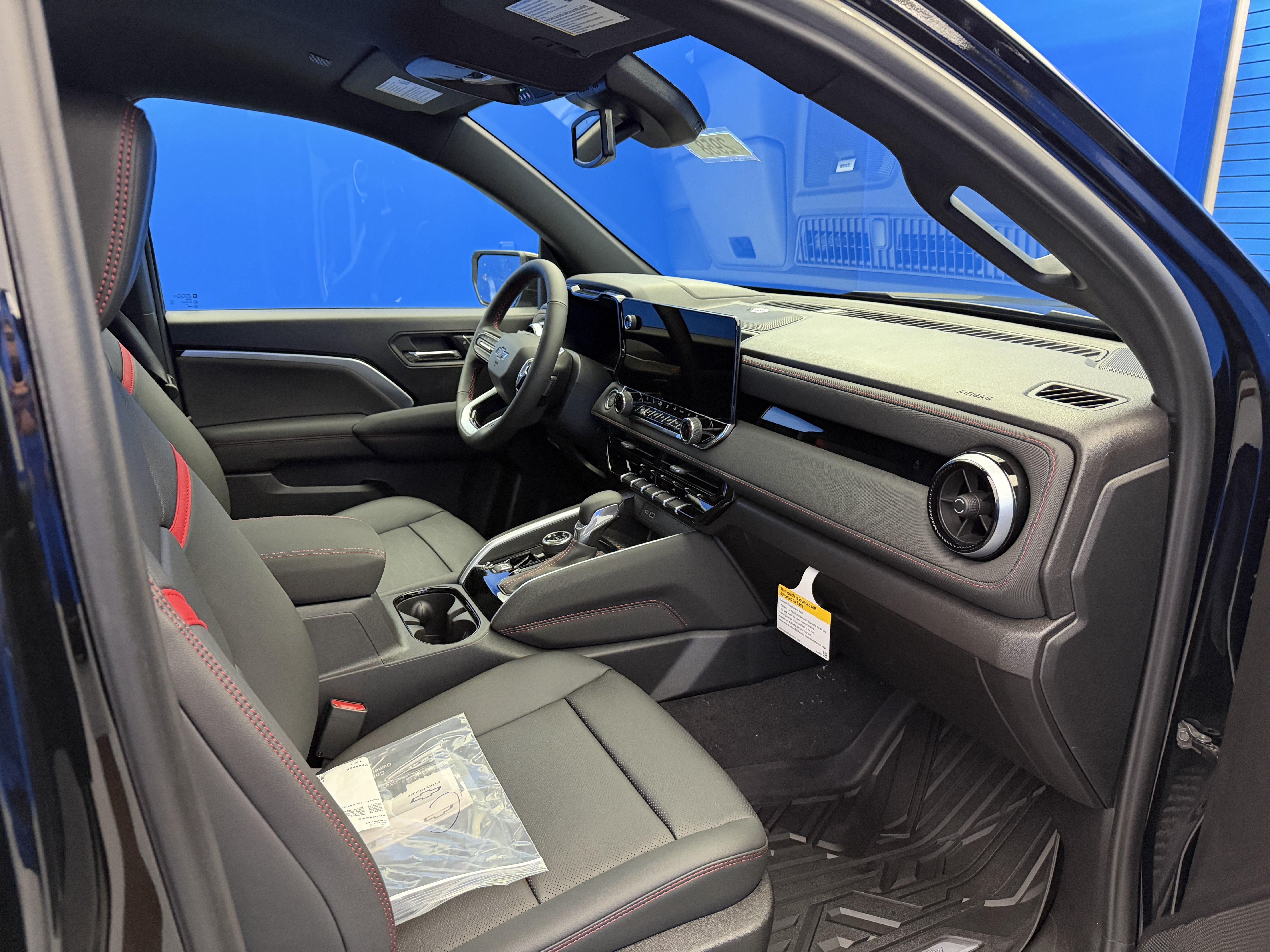 2026 Chevrolet Colorado Z71 - Photo 24