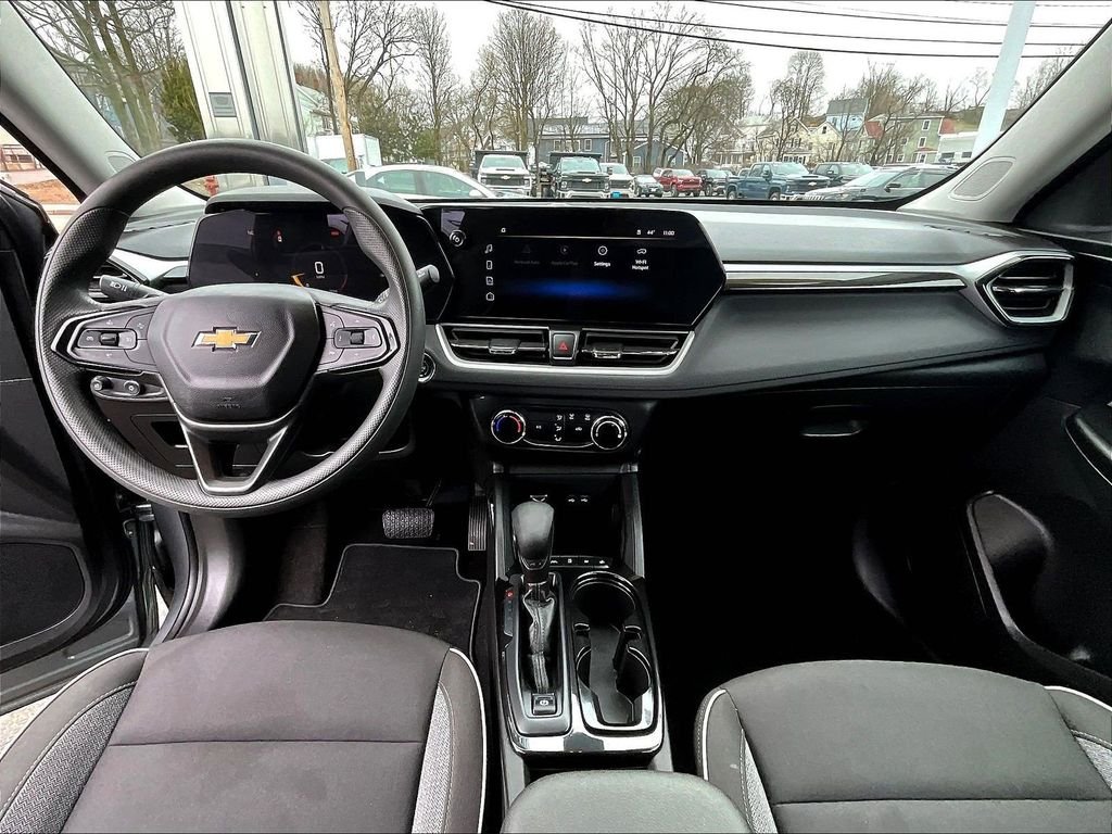 Used 2024 Gray Chevrolet LS image 21