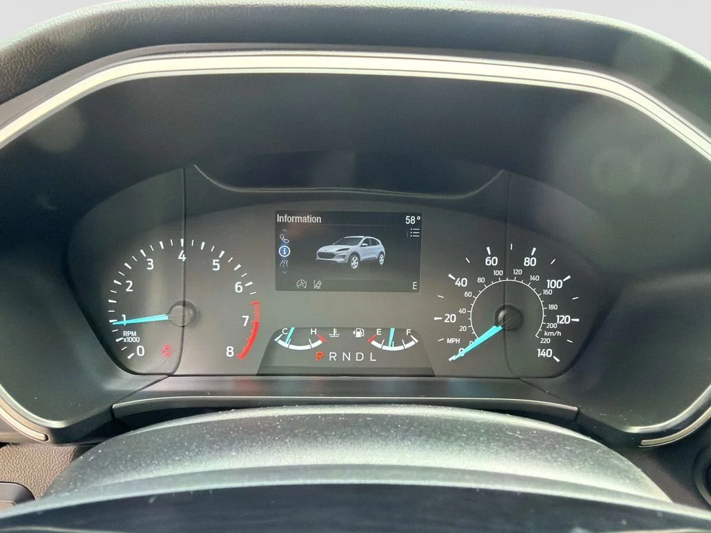 Used 2022 Agate Black Metallic Ford SE image 27