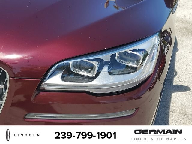 Used 2022 Red Lincoln Reserve image 14