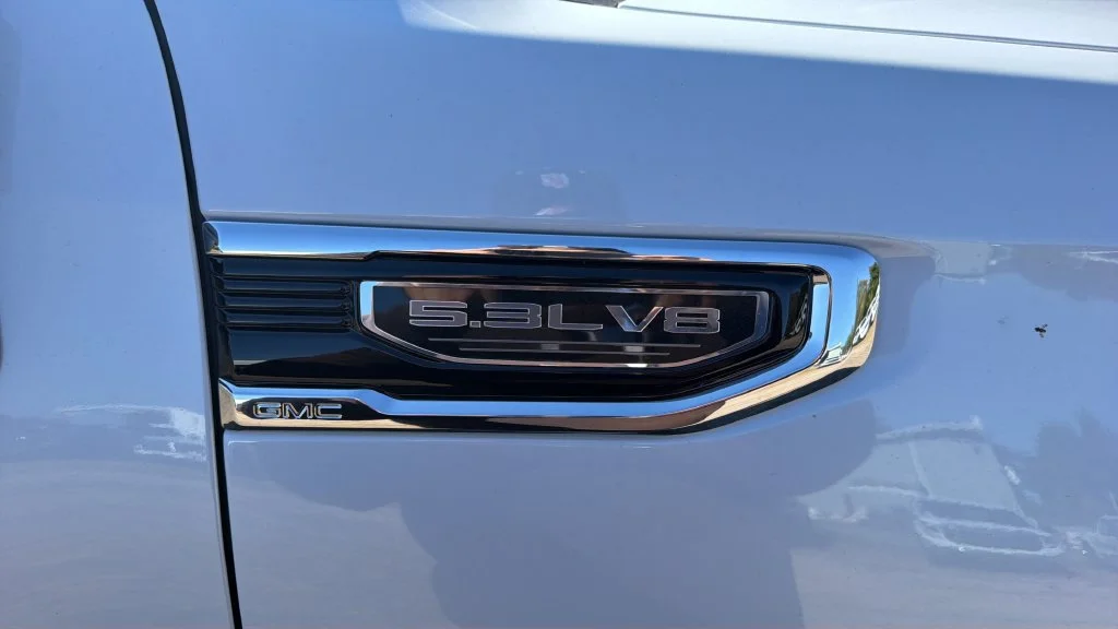 New 2026 Glacier White Tricoat GMC Denali image 34