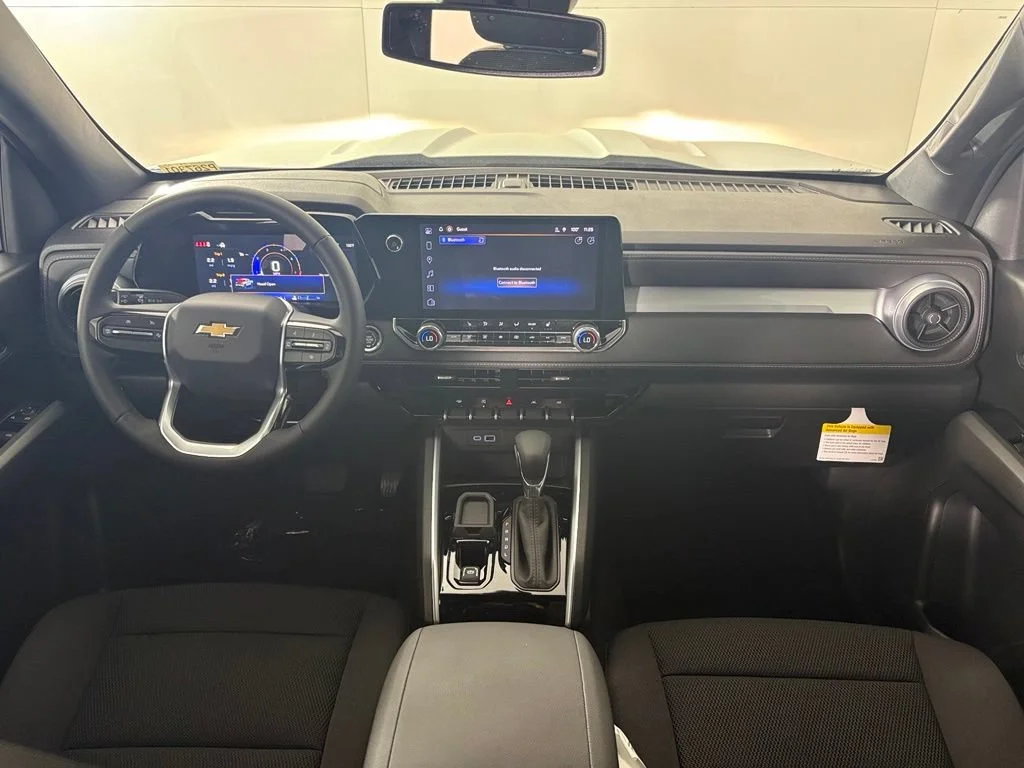 New 2026 Summit White Chevrolet LT image 40