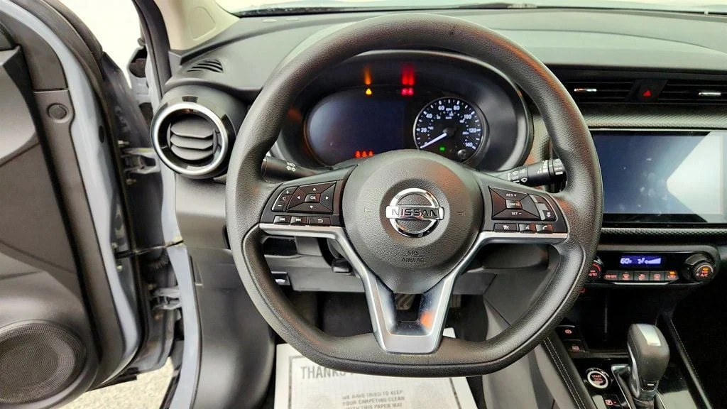 Used 2021 Boulder Gray Pearl Nissan SV FWD image 13