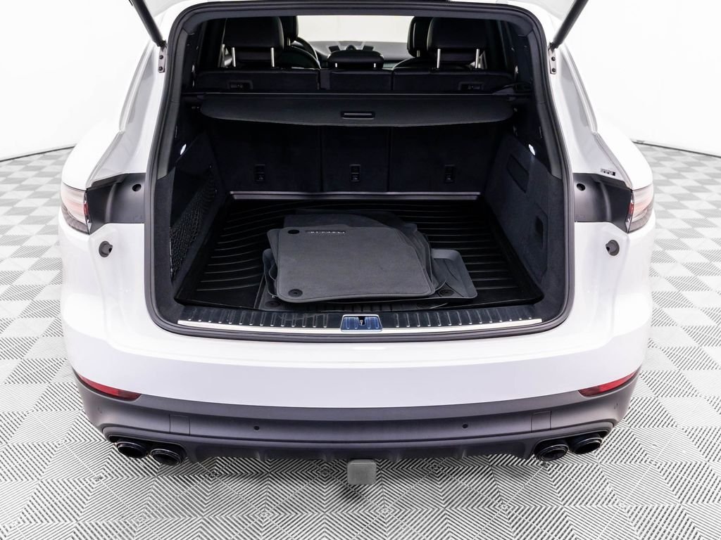 2022 Porsche Cayenne Platinum Edition - Photo 32