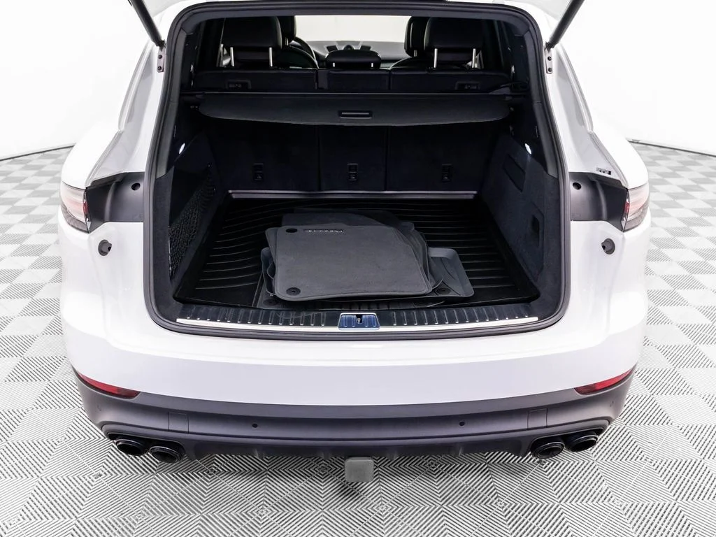 2022 Porsche Cayenne Platinum Edition - Photo 32