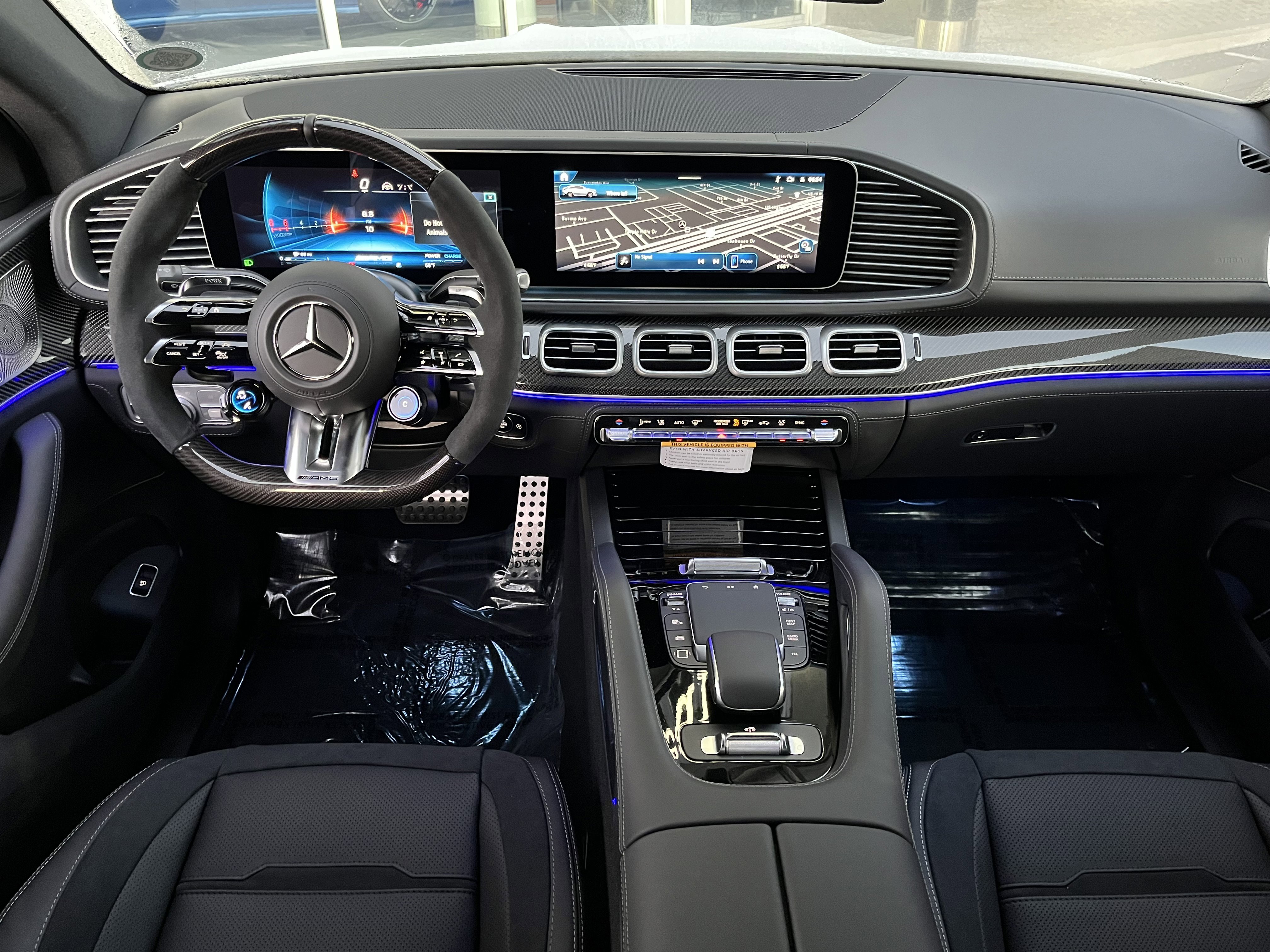 New 2026 MANUFAKTUR Moonlight White Metallic Mercedes-Benz AMG® GLE 53 image 18