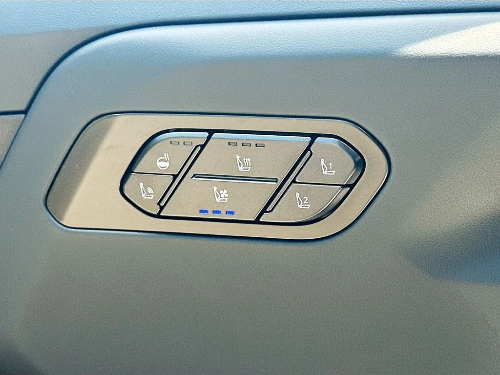 New 2027 Glacial White Pearl Kia X-LINE SX PRESTIGE image 21