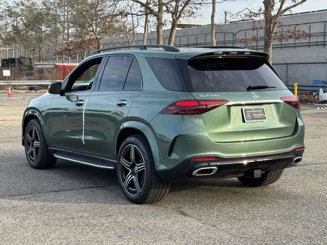 New 2026 MANUFAKTUR Ireland Mid Green Metallic Mercedes-Benz GLE 450 image 8