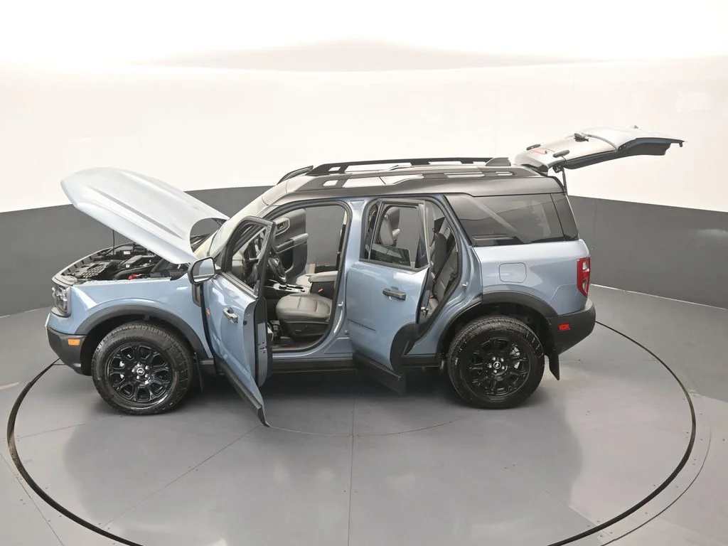 Used 2026 Azure Gray Metallic Ford Badlands image 74