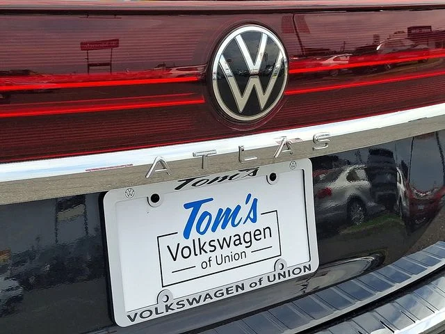 Certified Used 2024 Black Volkswagen 2.0T SE w/Technology image 29