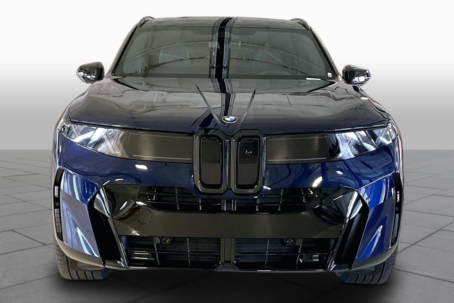 New 2027 Tanzanite Blue II Metallic BMW 40 xDrive image 3