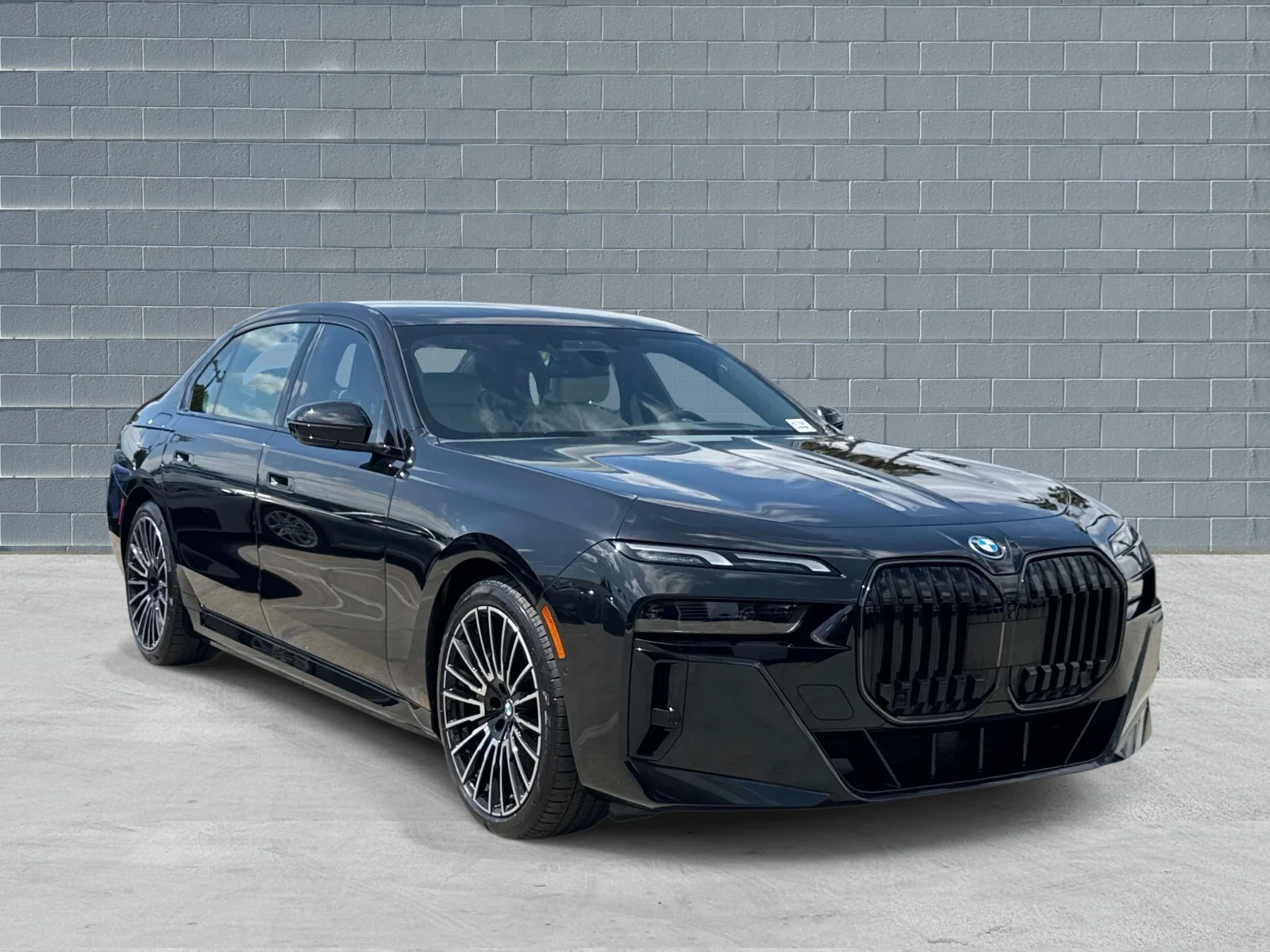 2025 BMW i7 eDrive50 Sedan's photo