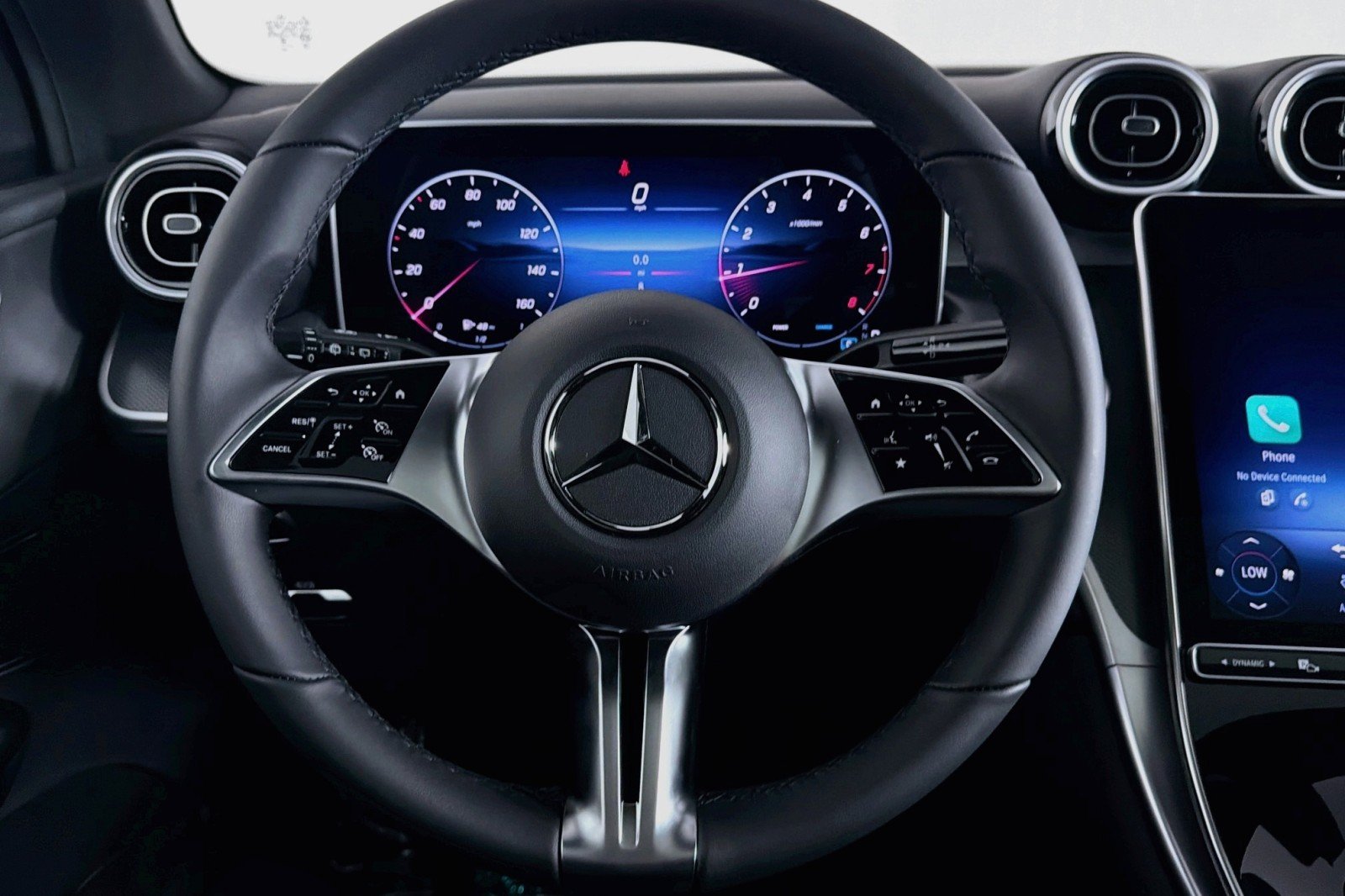 New 2026 Polar White Mercedes-Benz GLC 300 SUV image 17