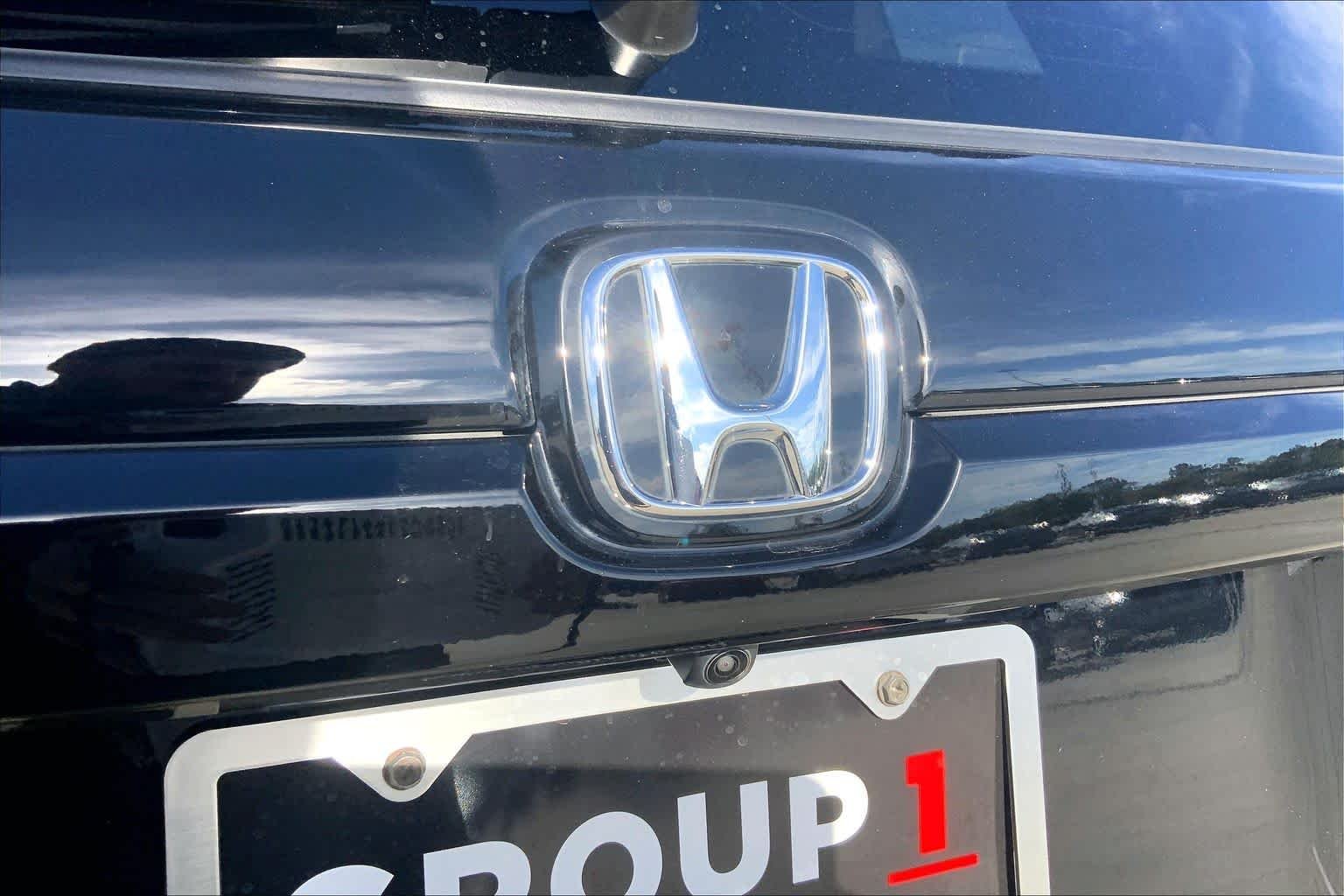 Used 2025 Crystal Black Pearl Honda EX-L image 10