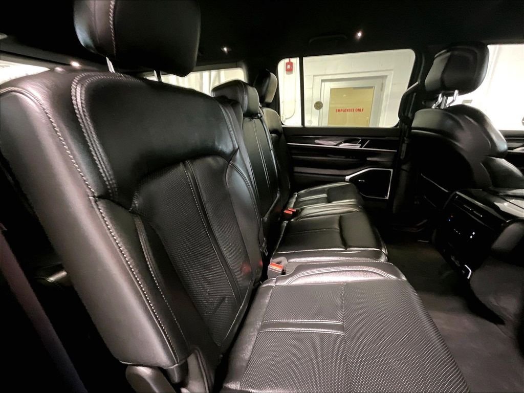 Used 2022 Silver Jeep Series I image 16