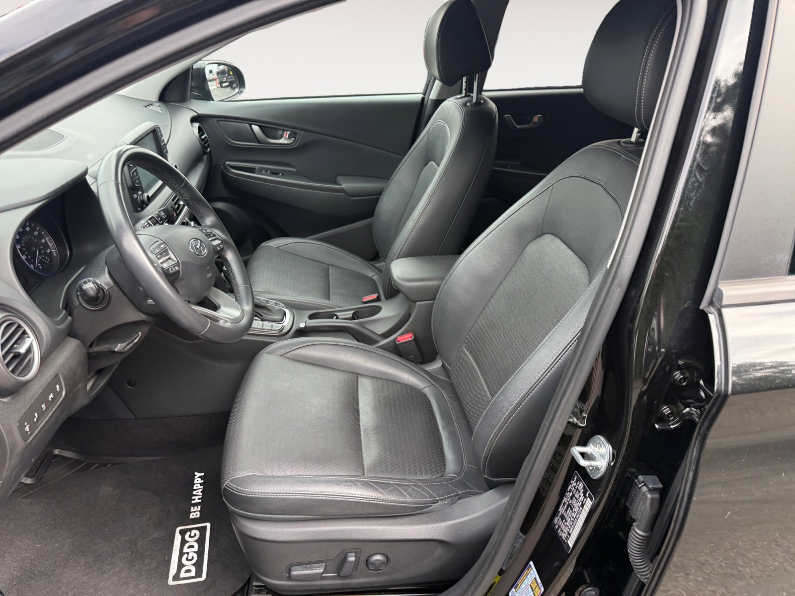 Used 2020 Ultra Black Hyundai Ultimate image 10