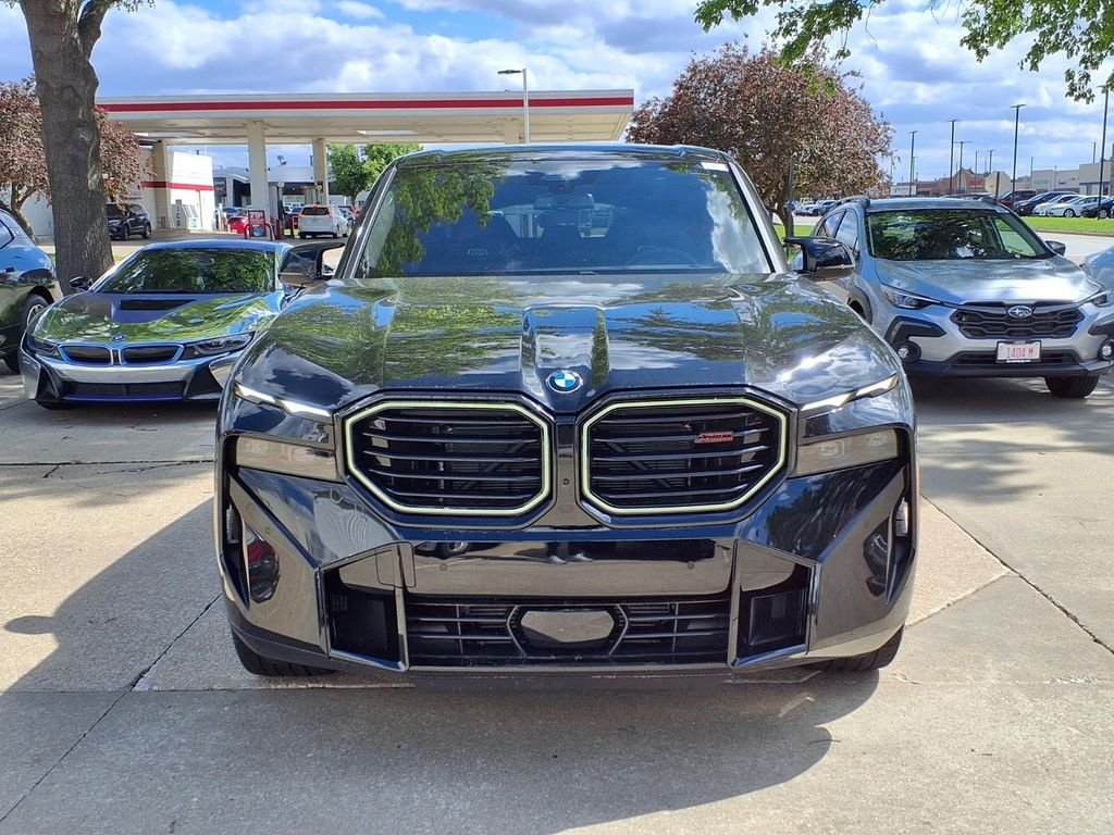 Used 2026 Black Sapphire Metallic BMW Label image 20