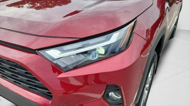 Certified Used 2025 RED MC. Toyota  image 24