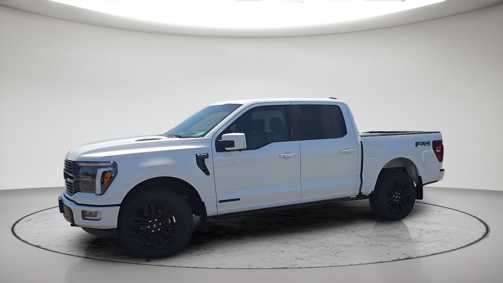 New 2026 Star White Metallic Tri-Coat Ford Platinum® image 12