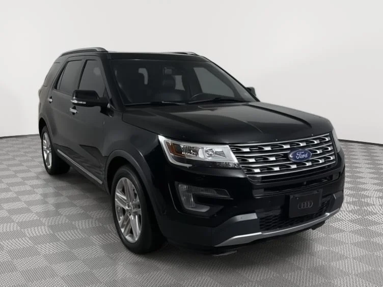 2017 Ford Explorer Limited 4WD's photo