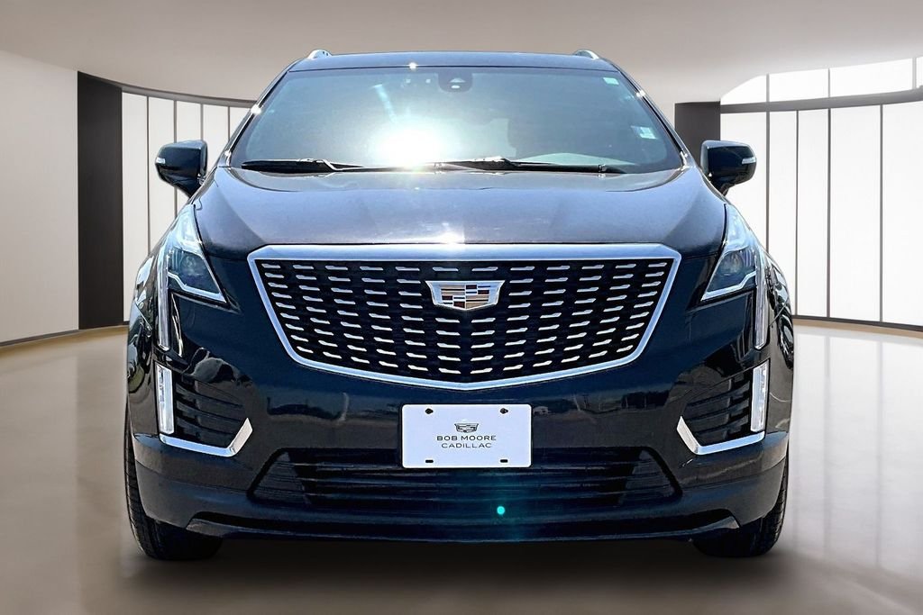 Used 2023 Black Cadillac Luxury image 3
