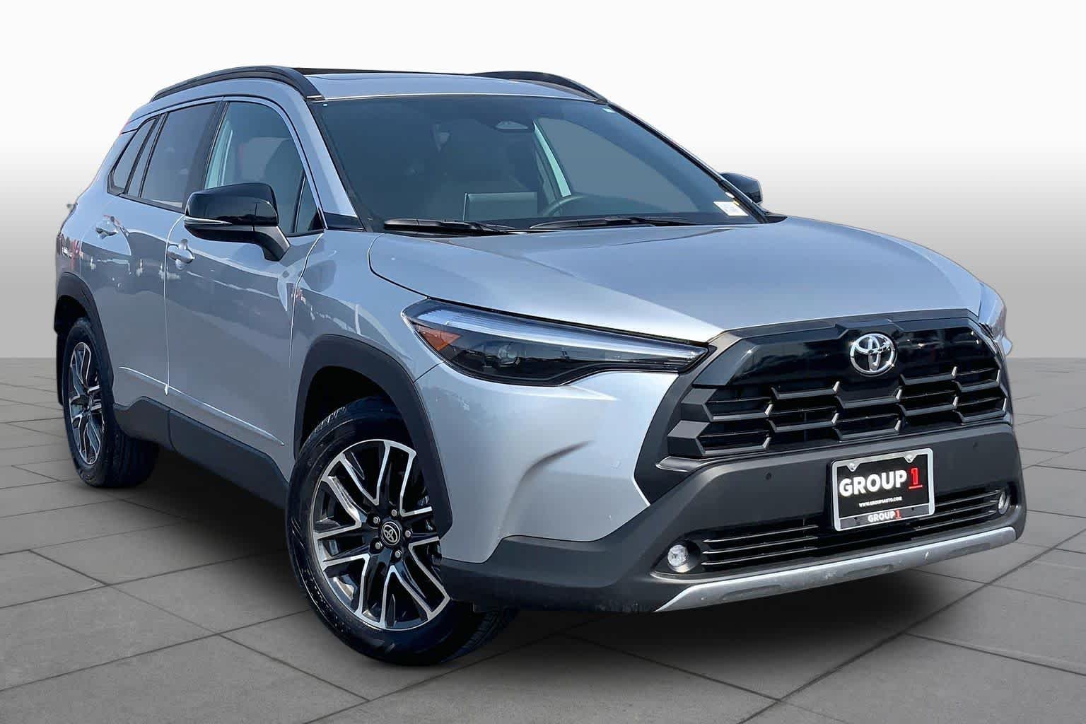Used 2026 Sonic Silver Toyota XLE image 3