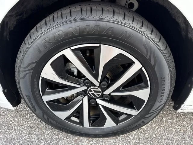 2024 Volkswagen Jetta S - Photo 39