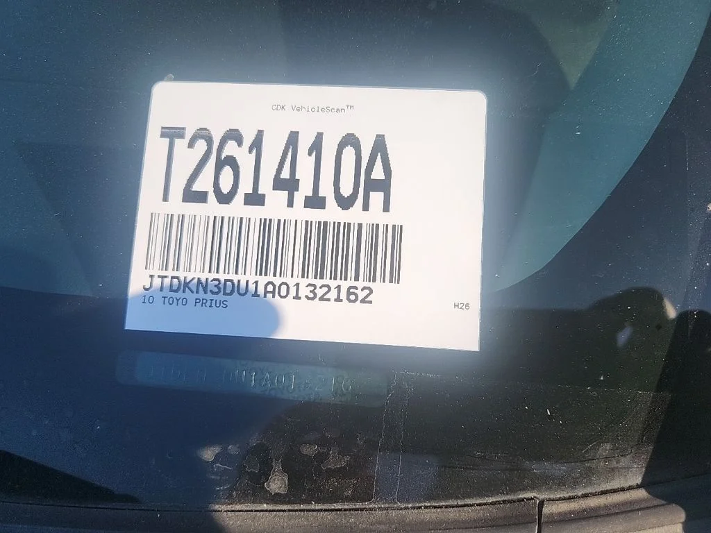 Used 2010 Black Toyota II image 5