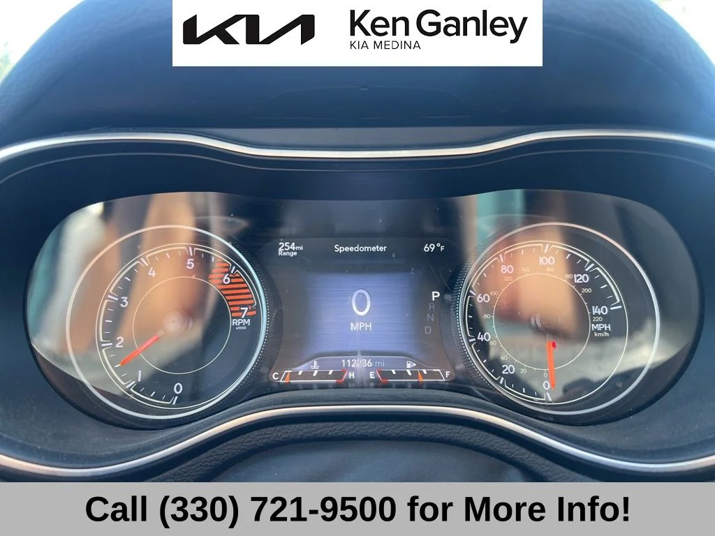 Used 2019 White Jeep Limited image 12