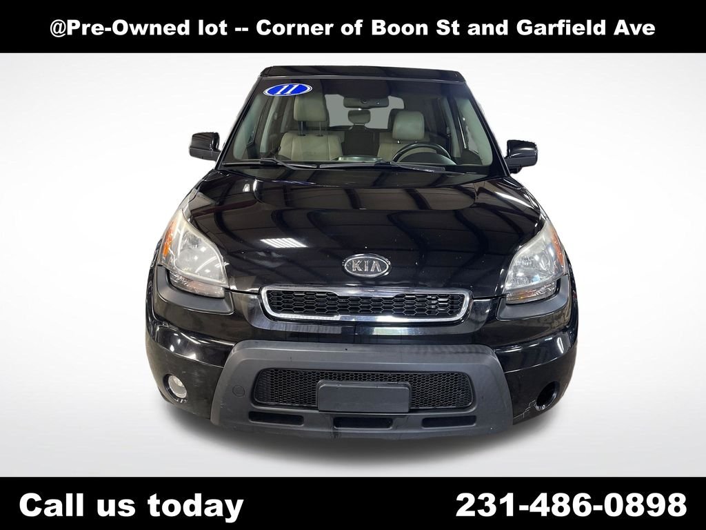 Used 2011 Gray Kia Exclaim image 11