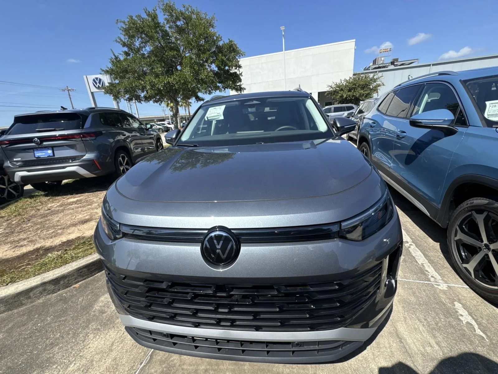 New 2026 Gray Volkswagen 2.0T SE image 2