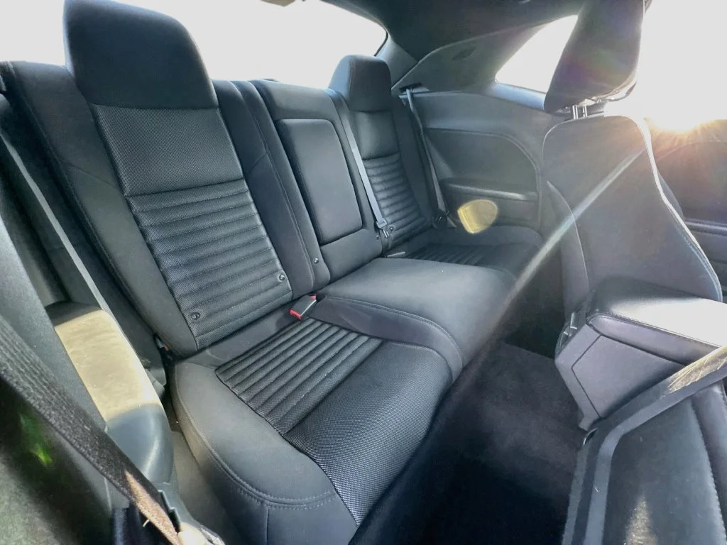 Used 2014 Silver Dodge SXT image 28