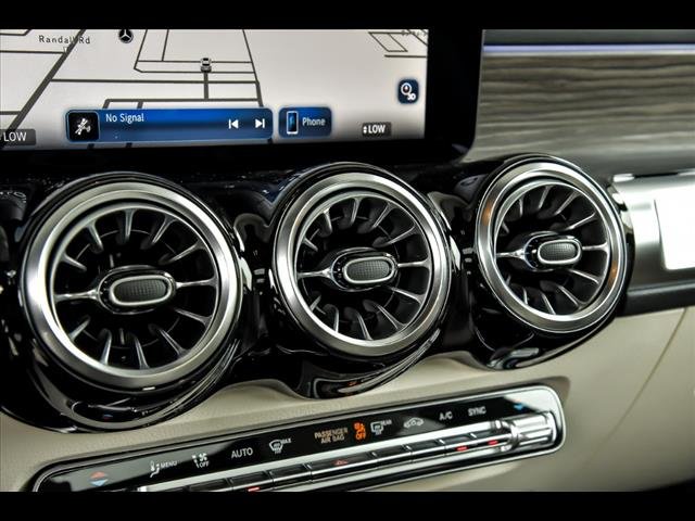 2025 Mercedes-Benz GLB Base - Photo 19